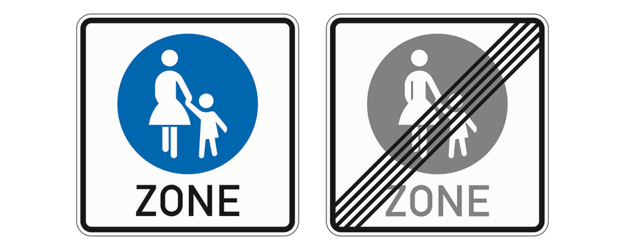 Amtliche Zeichen für Beginn und Ende einer Fußgängerzone, von links nach rechts.